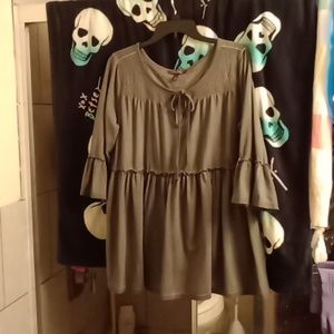 Gray bell sleeve blouse